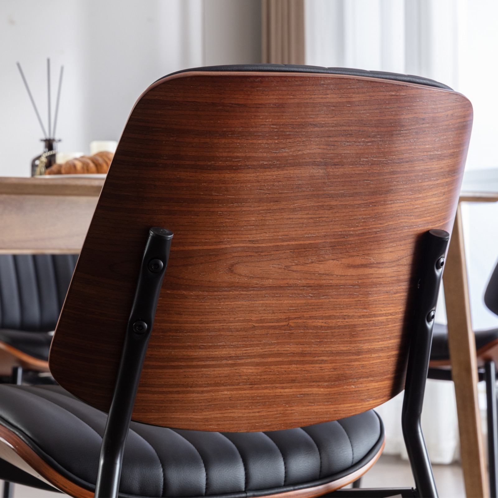 galleryImage